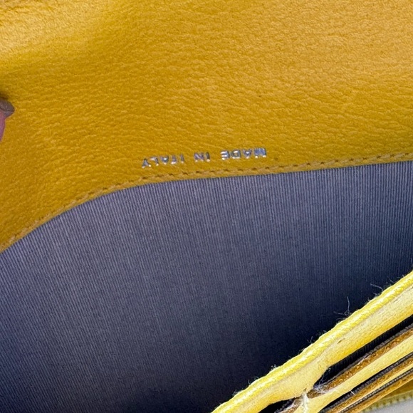 Chanel-Authentic-Camelia  zip organizer on original Chain Yellow - Picture 11 of 16